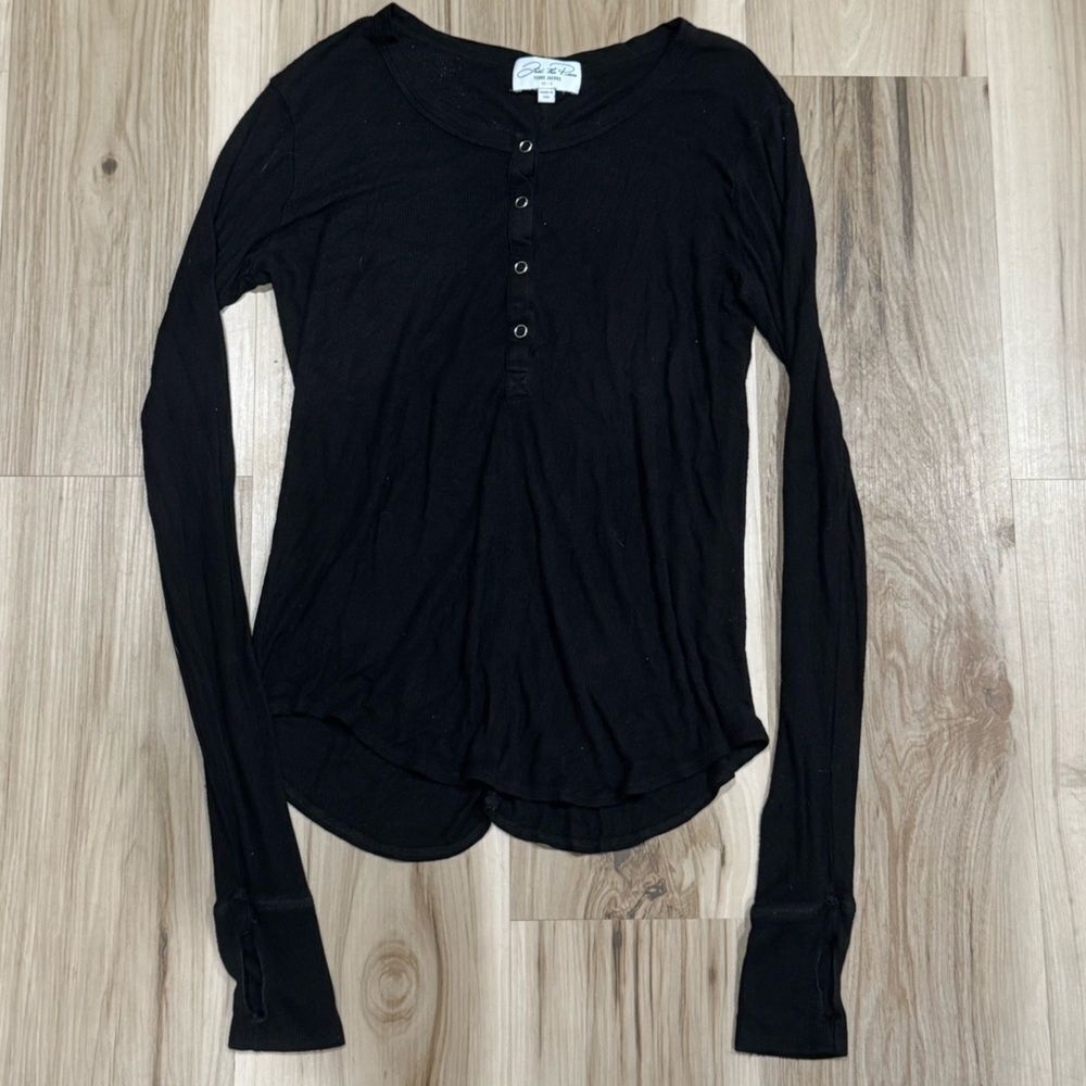 Feel The Piece Terre Jacobs Black Henley Long Sleeve Short Women’s XS/Small